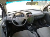 opel corsa c (x01) del año 2004
