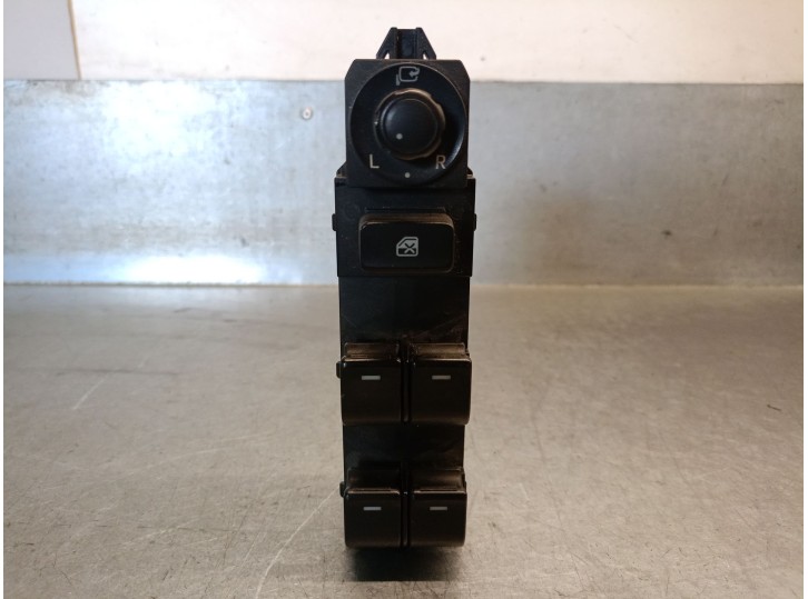 Recambio de mando elevalunas delantero izquierdo para mazda 6 sedán (gj, gl) 2.2 d (gj2fp) referencia OEM IAM GKL266350A GKL2663