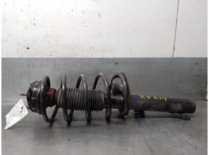 Recambio de amortiguador delantero izquierdo para ford tourneo connect 1.8 tdci referencia OEM IAM 2T1418K001AH 1518923 