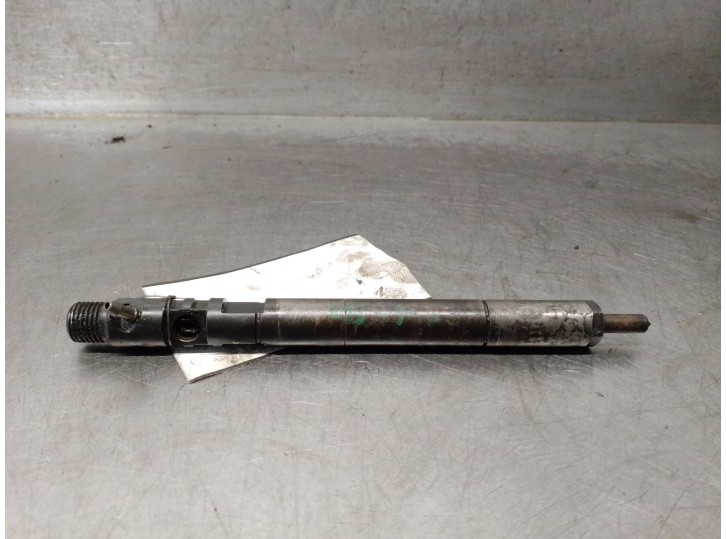 Recambio de inyector para ssangyong actyon i 2.0 xdi referencia OEM IAM A6640170121 EJBR04501D