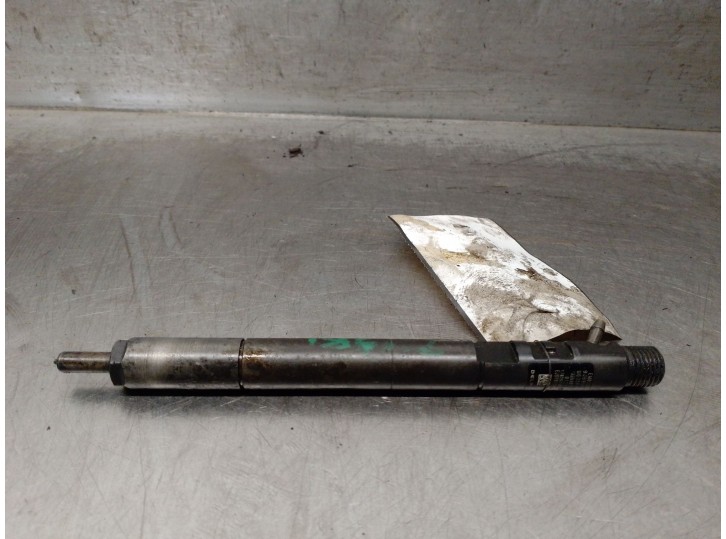 Recambio de inyector para ssangyong actyon i 2.0 xdi referencia OEM IAM A6640170121 EJBR04501D