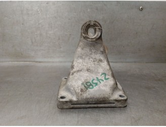 Recambio de soporte motor para ssangyong actyon i 2.0 xdi referencia OEM IAM A6652232304 6652232304 