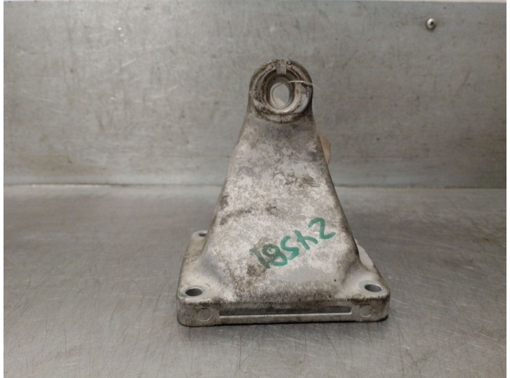 Recambio de soporte motor para ssangyong actyon i 2.0 xdi referencia OEM IAM A6652232304 6652232304 