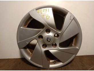 Recambio de llanta para renault fluence z.e. referencia OEM IAM 403008076R R166.5JX16CH5-47 