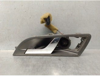 Recambio de maneta interior delantera izquierda para skoda superb ii station wagon (3t5) 2.0 tdi 16v 4x4 referencia OEM IAM 3T08