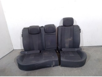 Recambio de asientos traseros para renault fluence z.e. referencia OEM IAM 7701054832 7701054832 