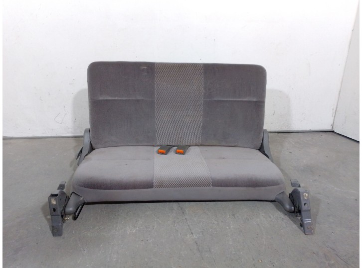 Recambio de asientos traseros para ford maverick (uds, uns) 2.7 td referencia OEM IAM 1955684 1955684 