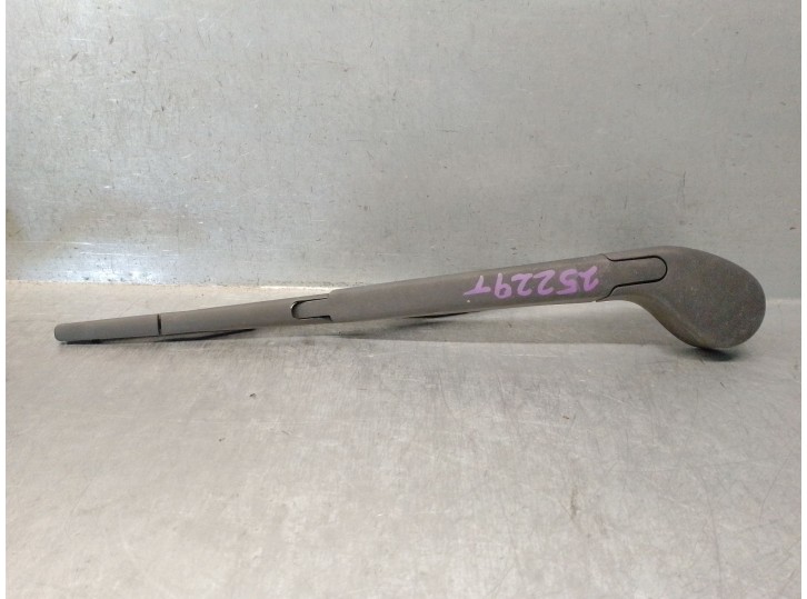 Recambio de brazo limpia trasero para ford focus iii 1.6 ecoboost referencia OEM IAM BM5117406AC 1786268 