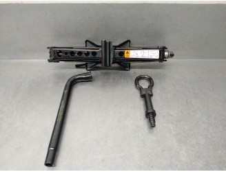 Recambio de gato para ford focus iii 1.6 ecoboost referencia OEM IAM BM5117009EB 