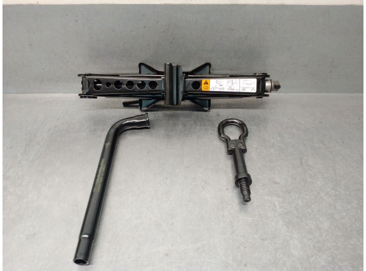 Recambio de gato para ford focus iii 1.6 ecoboost referencia OEM IAM BM5117009EB 