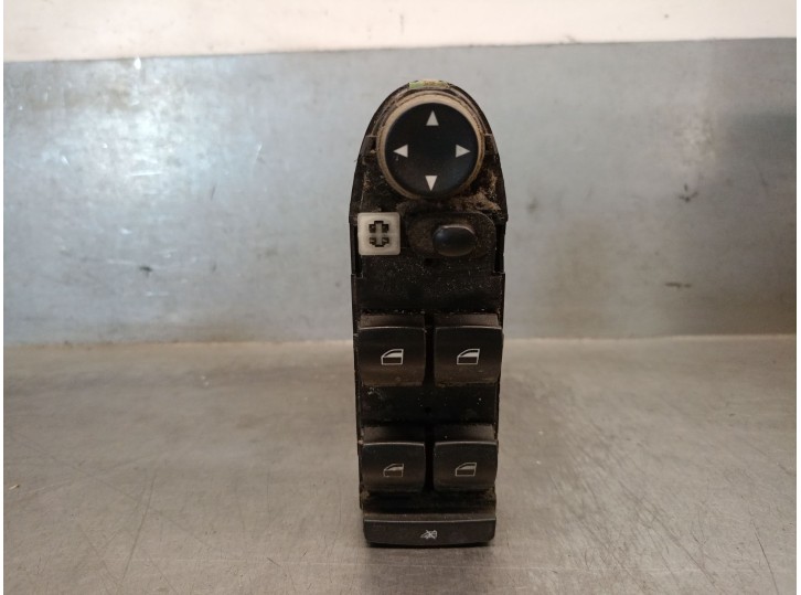 Recambio de mando elevalunas delantero izquierdo para bmw x6 (e71, e72) xdrive 35 d referencia OEM IAM 9155513 61319218041 