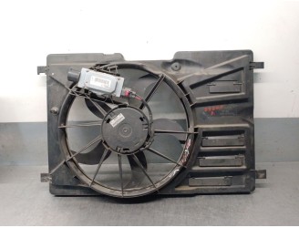 Recambio de electroventilador para ford focus iii 1.6 ecoboost referencia OEM IAM 8V618C607RD 1741637 0130308448
