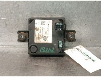 Recambio de modulo electronico para renault fluence z.e. referencia OEM IAM 472501969R 5SF93439000