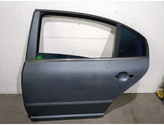 Recambio de puerta trasera izquierda para skoda superb i (3u4) 2.0 tdi referencia OEM IAM 3U5833051B 3U5833051B 