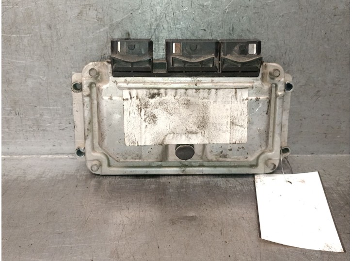 Recambio de centralita motor uce para peugeot 307 (3a/c) 1.6 16v referencia OEM IAM 9638765680 0261206943