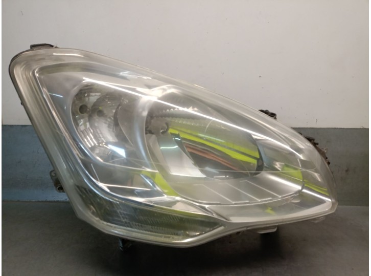 Replacement right headlight for Citroën Berlingo van/MPV (B9) 1.6 HDi 75 OEM IAM reference 6206K6 6206K6 