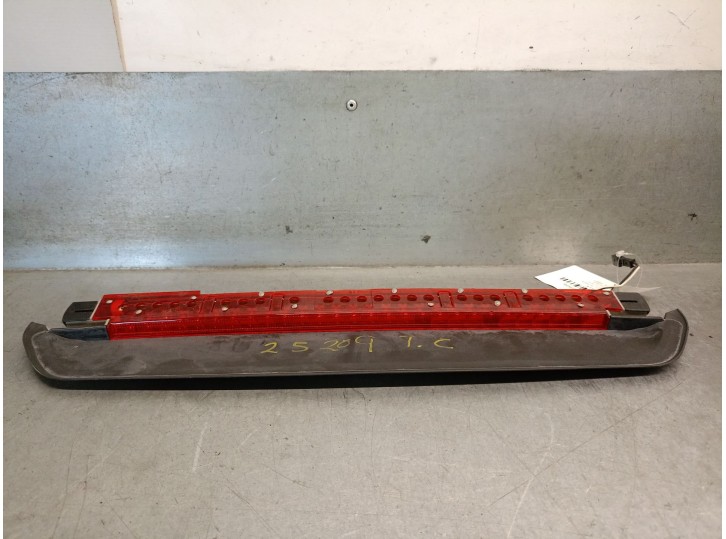 Recambio de luz central de freno para bmw x6 (e71, e72) xdrive 35 d referencia OEM IAM 7187633 63257187633 