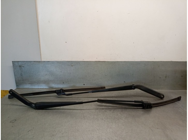 Recambio de brazo limpia delantero derecho para bmw x6 (e71, e72) xdrive 35 d referencia OEM IAM 61617153739 61619449954 