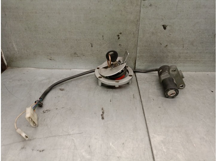 Recambio de conmutador de arranque para derbi gpr 50cc 2005 gpr 50 - gr 1a referencia OEM IAM EBS050 EBS050 