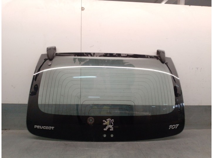 Recambio de porton trasero para peugeot 107 1.0 cat (384f) referencia OEM IAM 8744W1 8744W1 