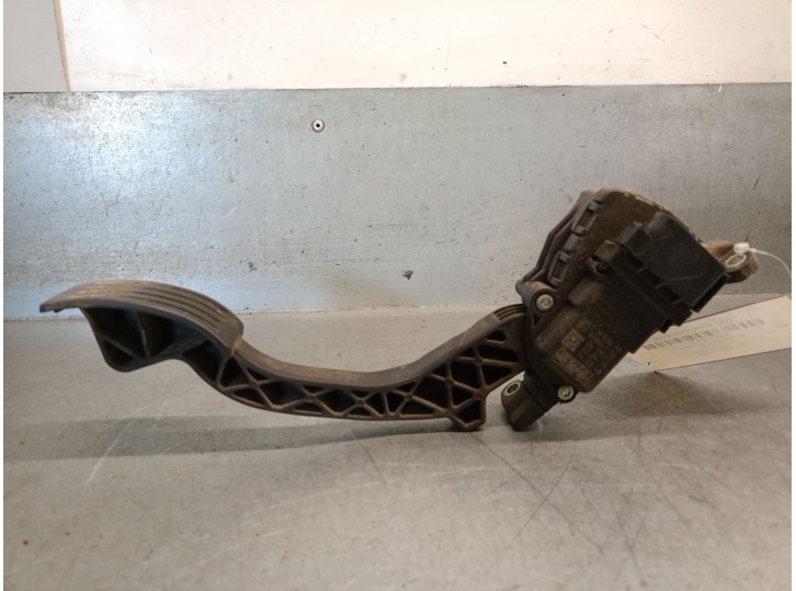 Recambio de potenciometro pedal para ford kuga i 2.0 tdci referencia OEM IAM 3M519F836AH 1544415 