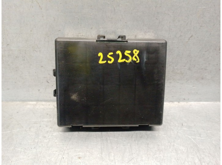 Recambio de modulo electronico para mitsubishi grandis (na_w) 2.0 di-d (na8w) referencia OEM IAM 8638A006 