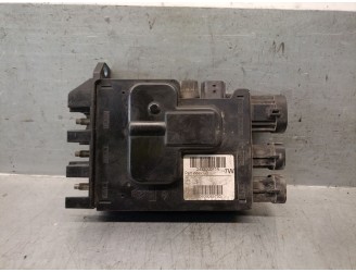 Recambio de modulo electronico para renault megane iii coupé (dz0/1_) 1.5 dci (dz0b) referencia OEM IAM 243800011R 