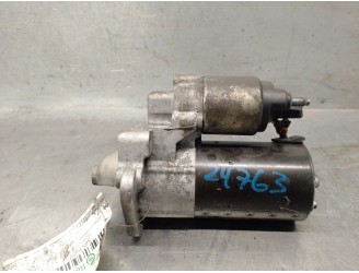 Recambio de motor arranque para renault grand scénic iii (jz0/1_) 1.5 dci referencia OEM IAM 233001073R 233001073R 001136008