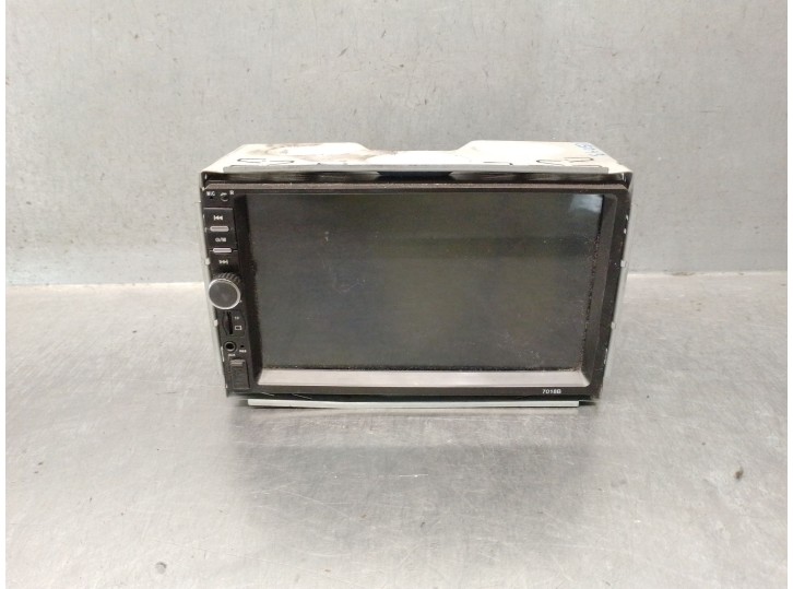 Recambio de pantalla multifuncion para ssangyong rodius i 2.7 xdi referencia OEM IAM D27DT 