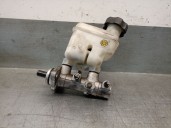 Recambio de bomba freno para kia carens iii monospace (un) 2.0 crdi 115 referencia OEM IAM 585101D020 