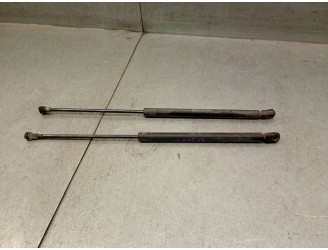 Recambio de amortiguadores maletero / porton para seat leon (1m1) 1.6 16 v referencia OEM IAM 1M6827550A 