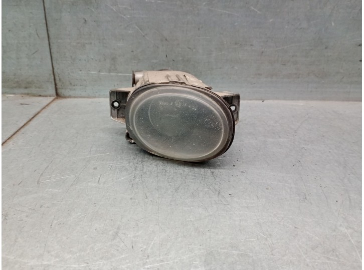 Replacement right fog light for Seat Leon (1M1) 1.6 16V OEM IAM reference 1M0941702B 1M0941702B 
