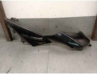 Recambio de embellecedor para derbi gpr 50cc 2005 gpr 50 - gr 1a referencia OEM IAM 00H04411771 00H04411771 