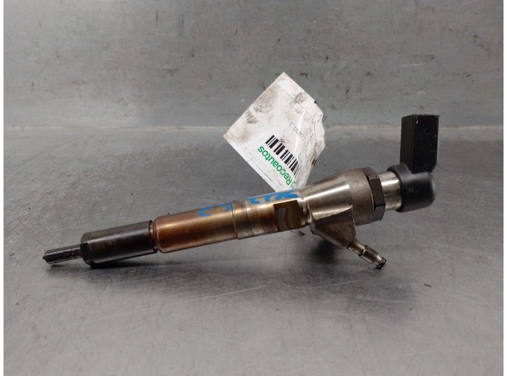 Recambio de inyector para renault grand scénic iii (jz0/1_) 1.5 dci referencia OEM IAM 166006212R 