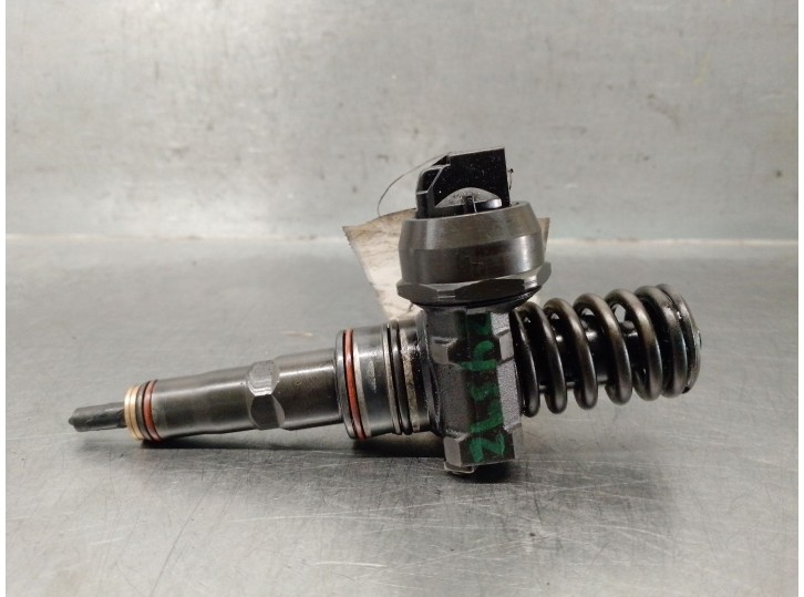 Recambio de inyector para volkswagen passat variant (3b6) 1.9 tdi referencia OEM IAM 038130073AL 0414720039