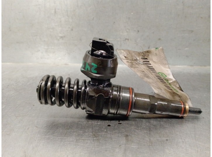 Recambio de inyector para volkswagen passat variant (3b6) 1.9 tdi referencia OEM IAM 038130073AL 0414720039