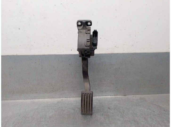 Recambio de potenciometro pedal para volvo c30 (533) 2.0 d referencia OEM IAM 4M519F836AJ 31445344 6PV00864162