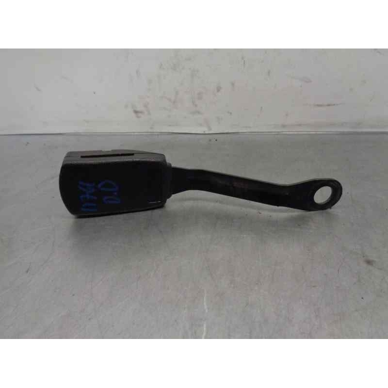 Recambio de enganche cinturon para daewoo matiz 0.8 cat referencia OEM IAM 96240883  