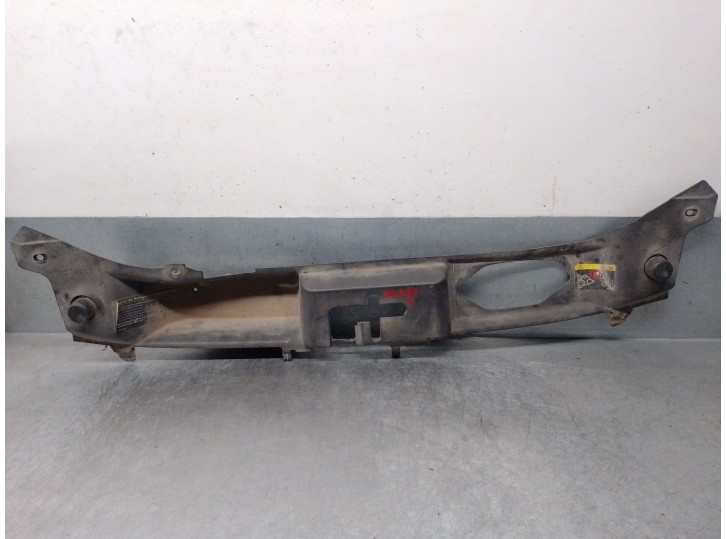 Recambio de panel frontal para volvo c30 (533) 2.0 d referencia OEM IAM 31217666 31217666 