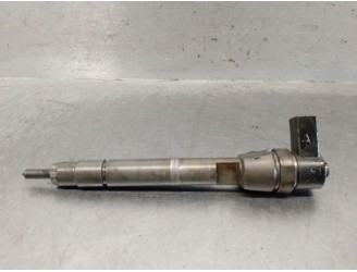 Recambio de inyector para mercedes-benz clase c (w203) c 220 cdi (203.006) referencia OEM IAM A6110700687 0445110025