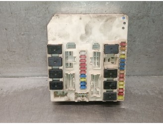 Recambio de caja reles / fusibles para toyota corolla verso (zer_, zze12_, r1_) 2.2 d-4d (aur10_) referencia OEM IAM 456181A 820