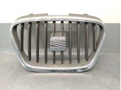 Recambio de rejilla delantera para seat altea (5p1) 1.6 tdi referencia OEM IAM 5P9853654 5P9853651 