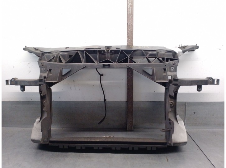 Recambio de panel frontal para seat altea (5p1) 1.6 tdi referencia OEM IAM 5P0805588B 5P0805588B 