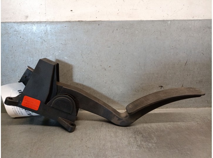 Recambio de potenciometro pedal para ssangyong kyron 2.7 xdi 4x4 referencia OEM IAM 2055009000 2055009002 