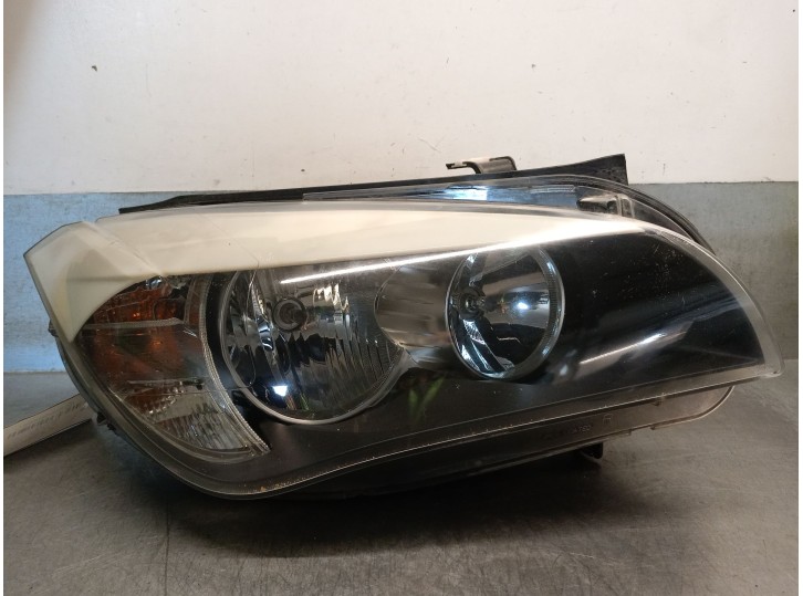 Replacement right headlight for BMW X1 (E84) sDrive 18d OEM IAM reference 2990002 63112990002 89093494
