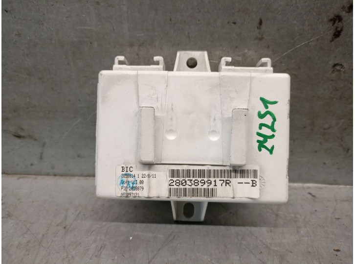 Recambio de modulo electronico para renault fluence z.e. referencia OEM IAM 280389917R 280389917R 