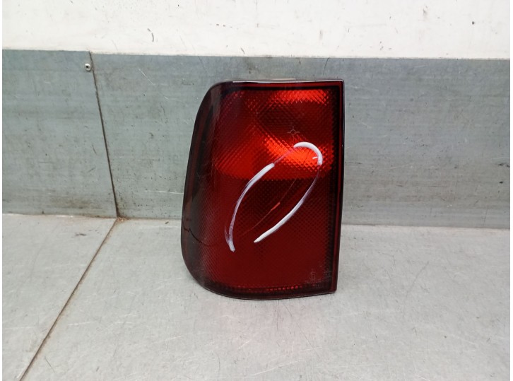 Recambio de piloto trasero izquierdo para ford maverick (uds, uns) 2.7 td referencia OEM IAM 1962738 1962738 