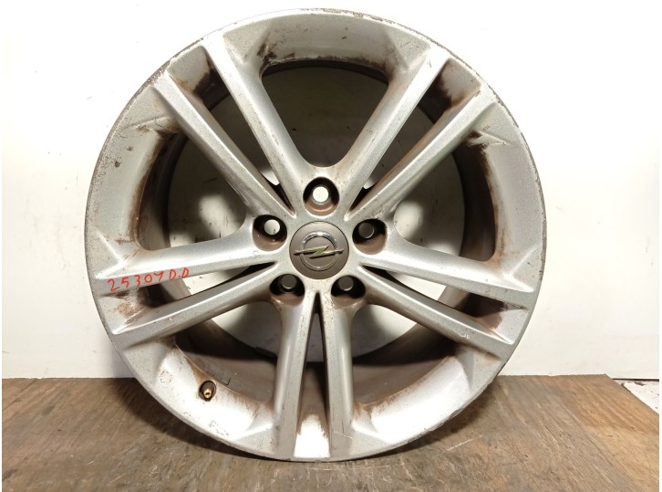 Recambio de llanta para opel insignia a (g09) 2.0 cdti (68) referencia OEM IAM 13235011 R18X8JH2IS42 