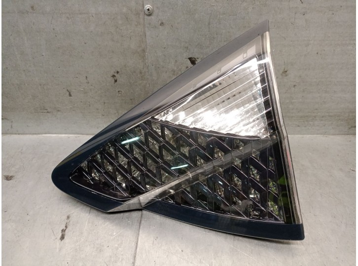 Replacement right tailgate rear light for Renault Fluence Z.E. OEM IAM reference 265501413R 265501413R 