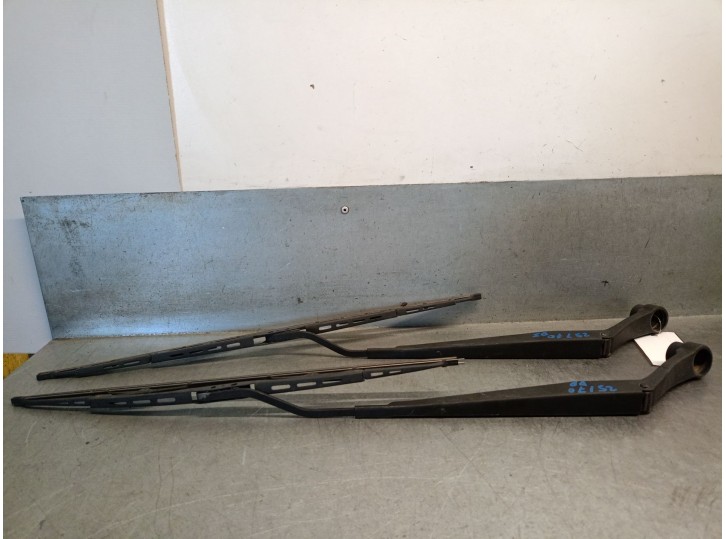 Recambio de brazo limpia delantero derecho para ssangyong kyron 2.7 xdi 4x4 referencia OEM IAM 7835109000 7835109000 